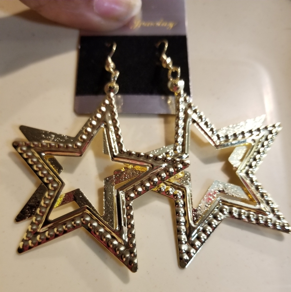 Boho Stars Within Design Earrings - Gold